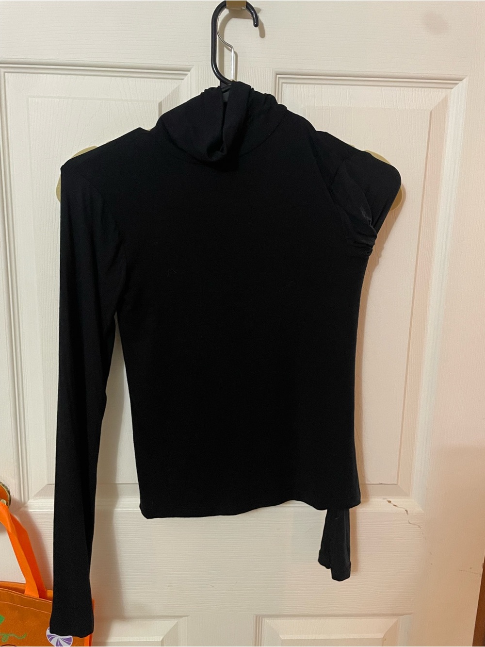 NWOT Fashion Nova Black Long-Sleeve Turtleneck Women's Top